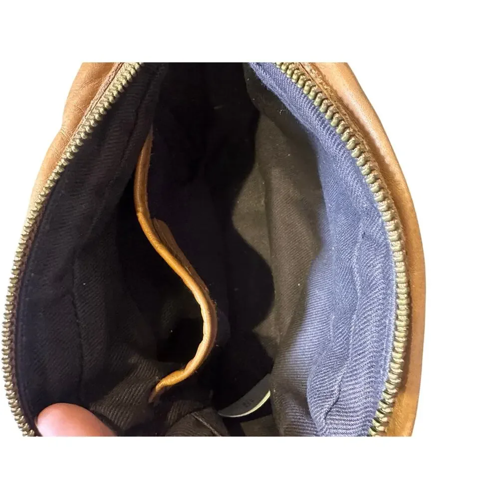 Madewell The Transport Camera Bag: Puff Edition in Warm Hickory Brown